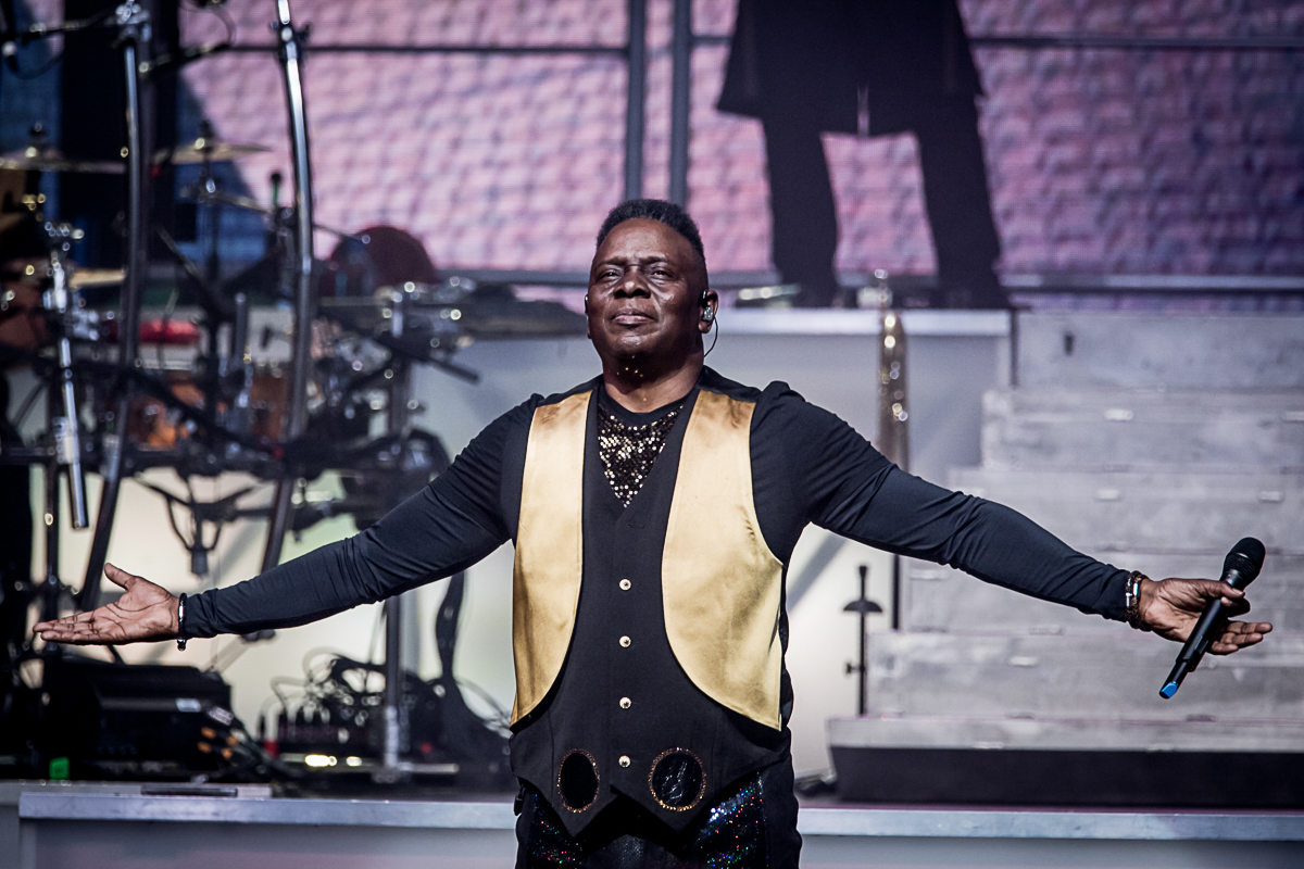 Earth Wind and Fire, Photo by Robert Hein