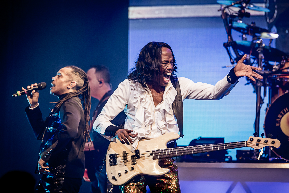 Earth Wind and Fire, Photo by Robert Hein