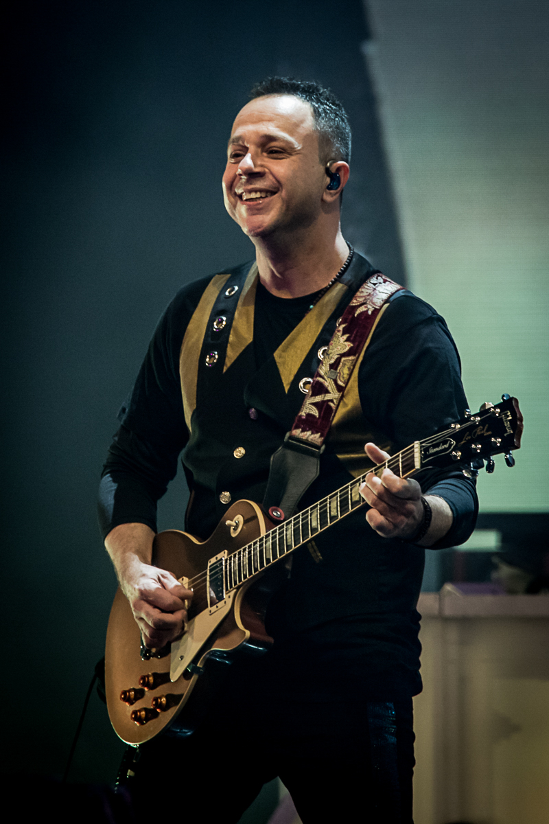 Earth Wind and Fire, Photo by Robert Hein