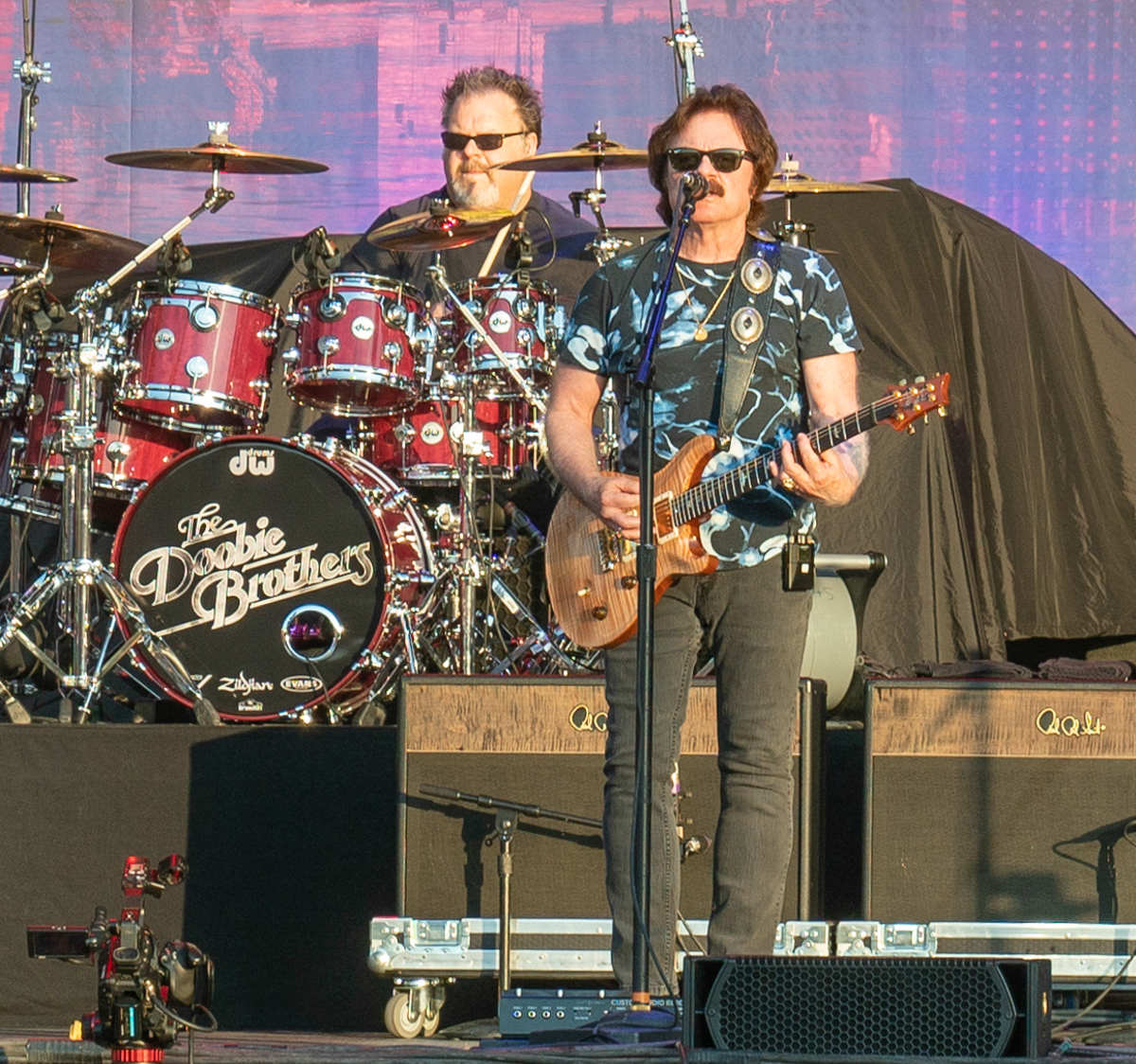 Doobie Brothers/Steely Dan Concert, Photo by Gino Barasa