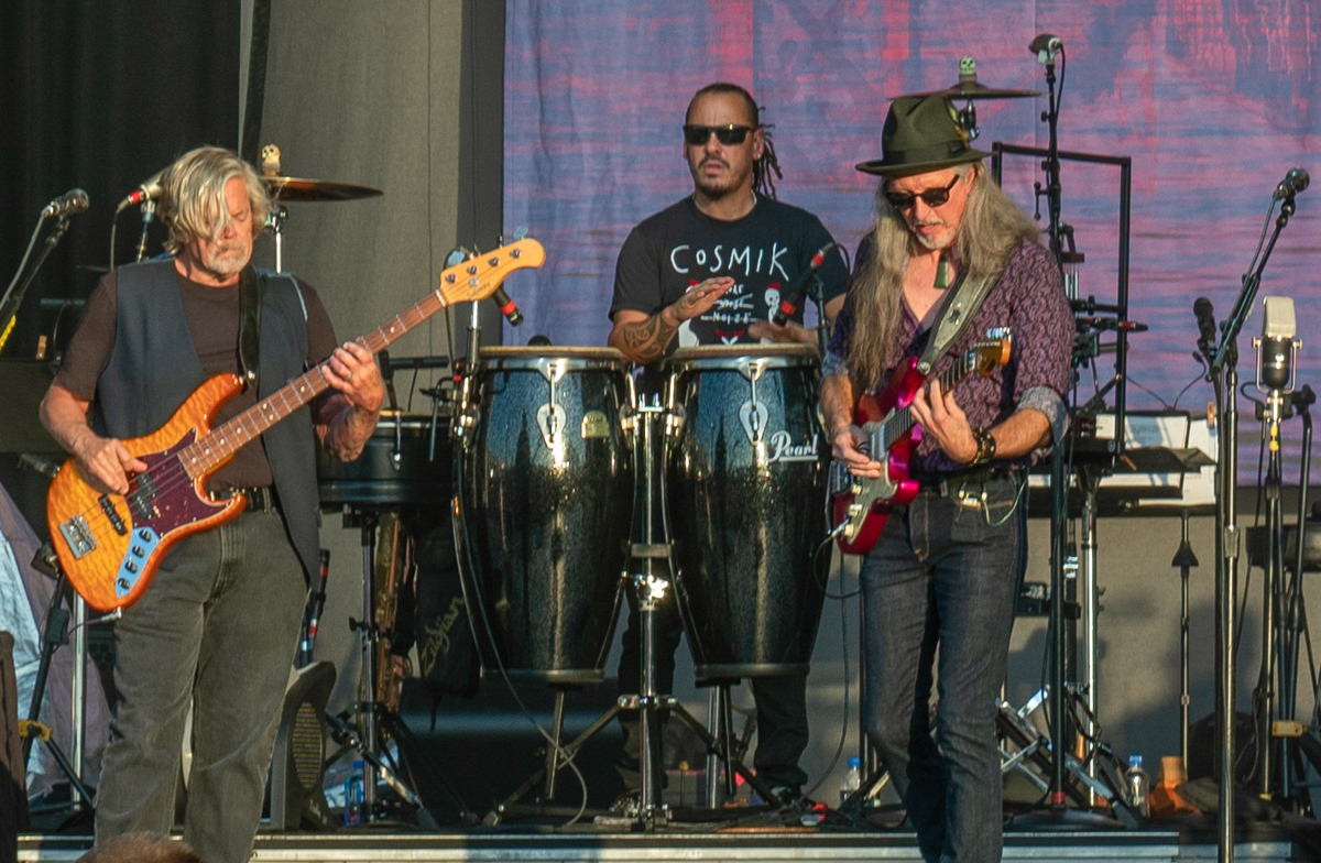 Doobie Brothers/Steely Dan Concert, Photo by Gino Barasa