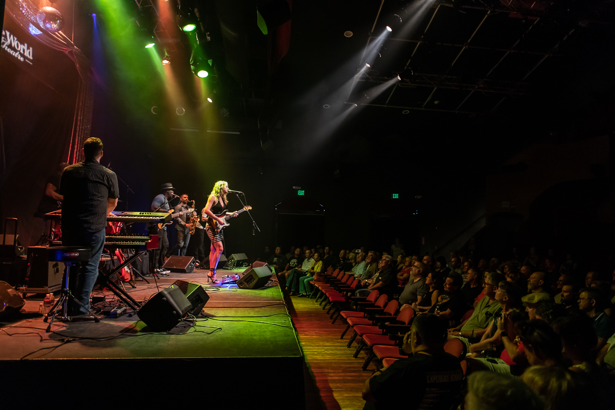 Ana Popovic at the One World Theatre, Austin, TX 8/26/2018. © 2018 Stan Martin
