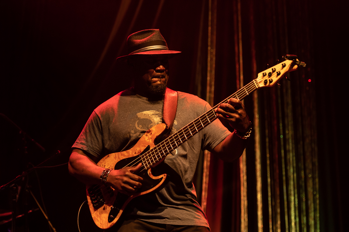 Ana Popovic at the One World Theatre, Austin, TX 8/26/2018. © 2018 Stan Martin