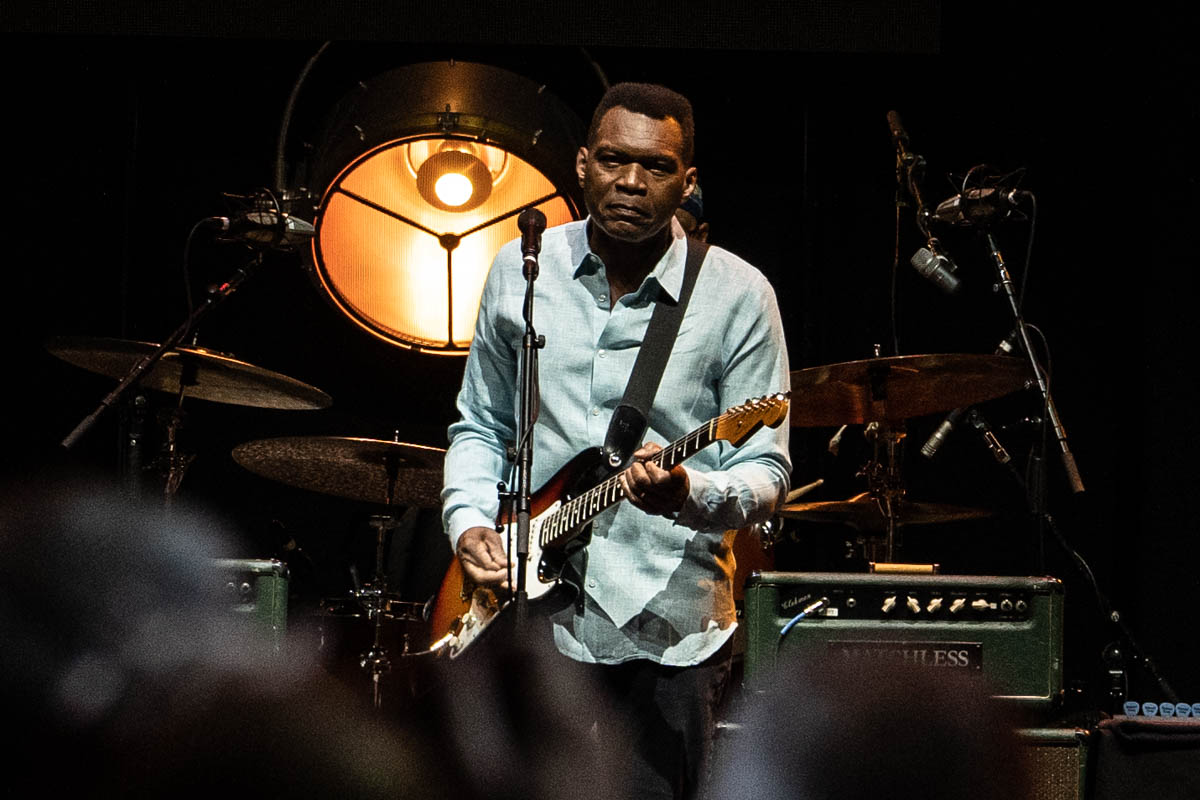 robert cray (2)