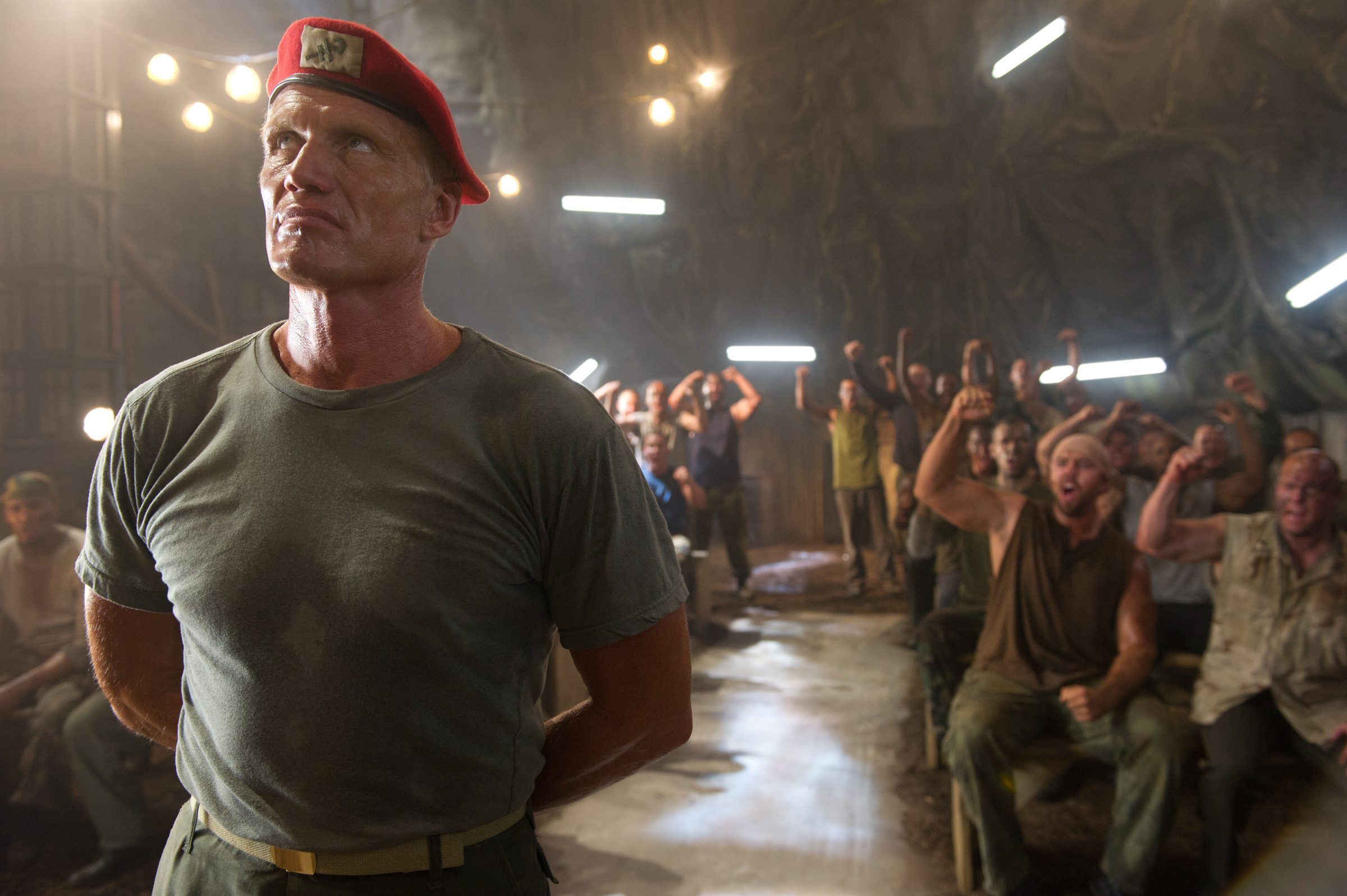 Bland bevismaterialet finns bland annat en inspelning från ett. Dolph Lundgren Returns for Duty in Fourth 'Universal