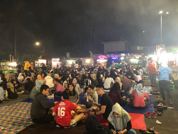 Sate taichan atas inisiatif pemerintah provinsi dki jakarta pada saat . Semakin Nyaman Taichan Senayan Sekarang Pindah Lokasi