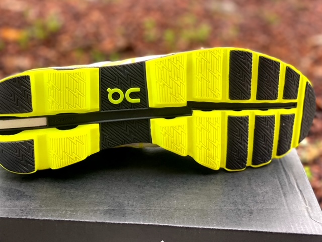 on cloud flash shoes