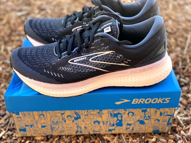 brooks glycerin 19 release date