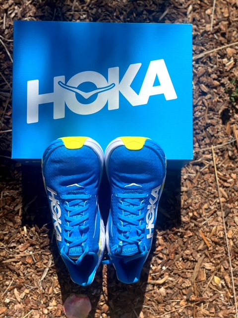 hoka one one carbon x 2 vs rocket x