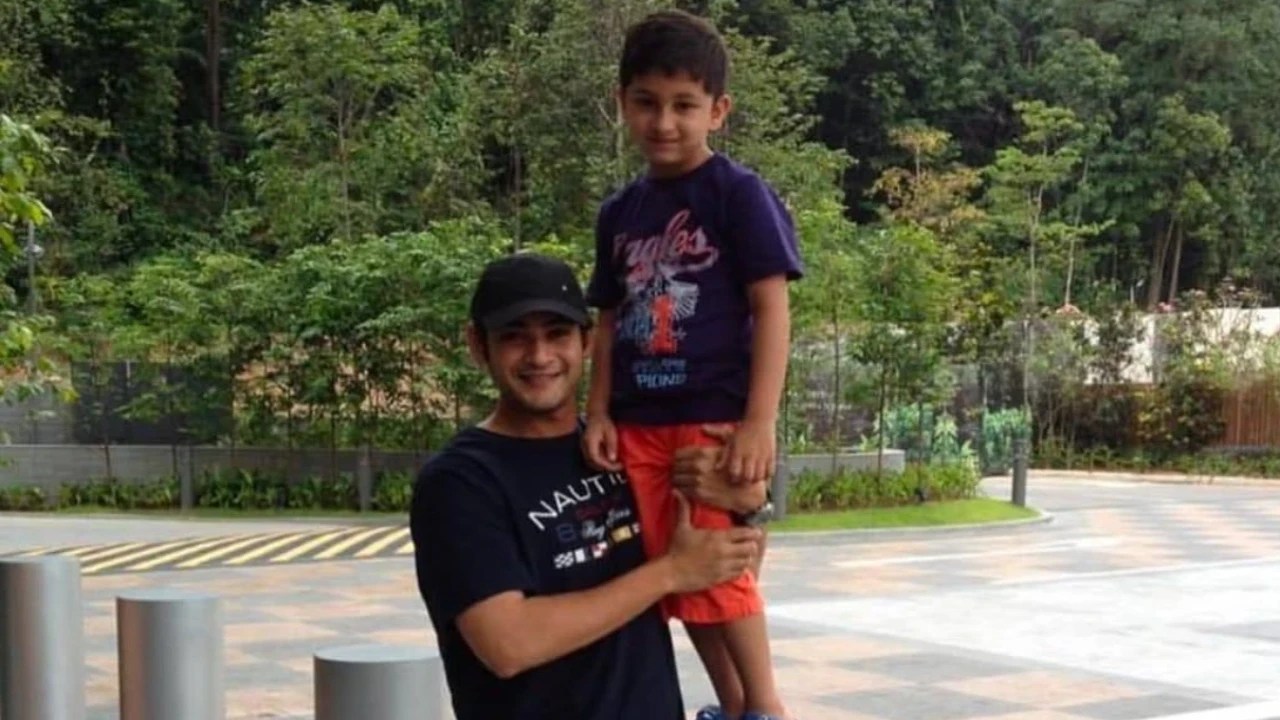1556484324_mahesh-b-throwback-webp.webp.webp
