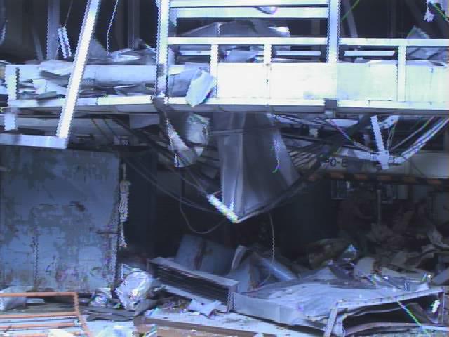 [Reactor3] Latest picture from crawler crane 4