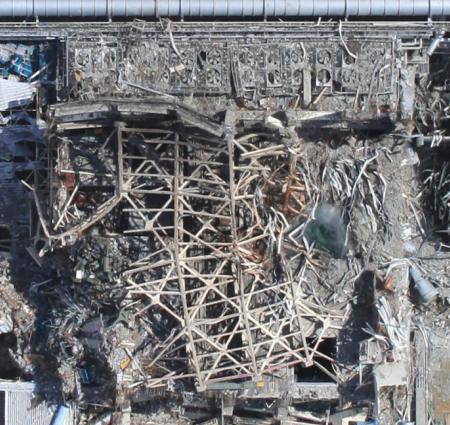 [Reactor3] Latest picture from crawler crane 5