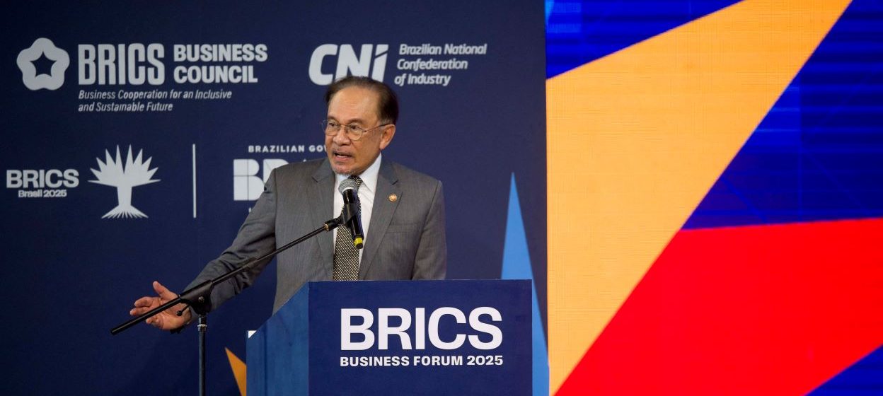 Building BRICS? Anwar's Worldview and Malaysia's Foreign Policy