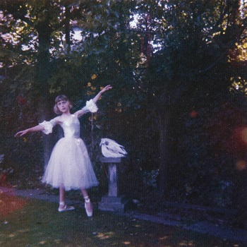 Wolf Alice “Space & Time” Official Video Premiere – full in bloom
