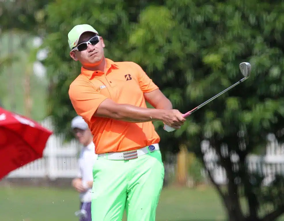 Angelo Que fired an opening round of 67 to join four others atop the leader board.