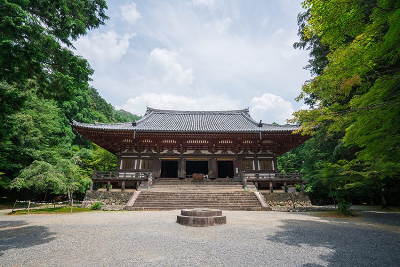 神護寺 ～厄除けのかわらけ投げ発祥の地～｜観光｜funjapo｜京都観光・グルメ・イベントなどのおすすめ情報
