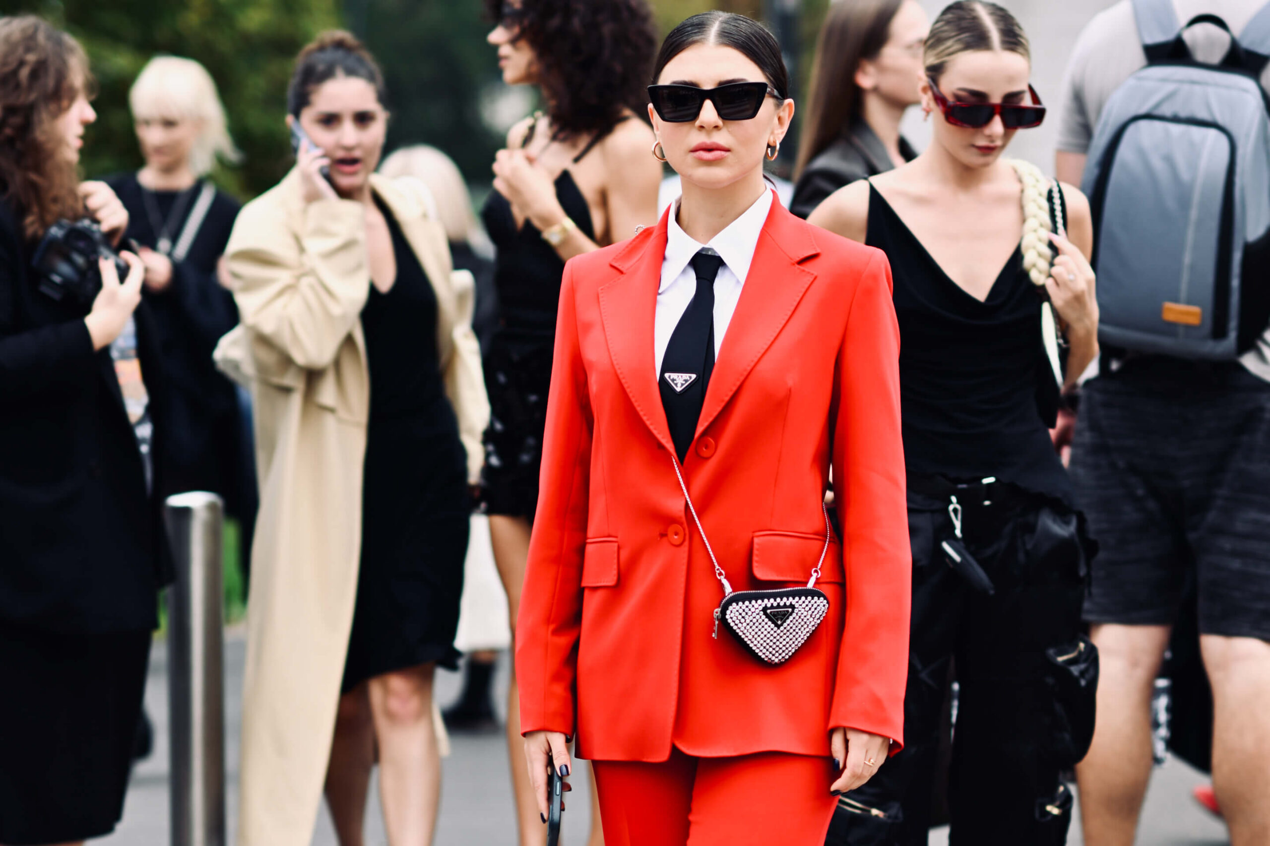 10 ways to wear red