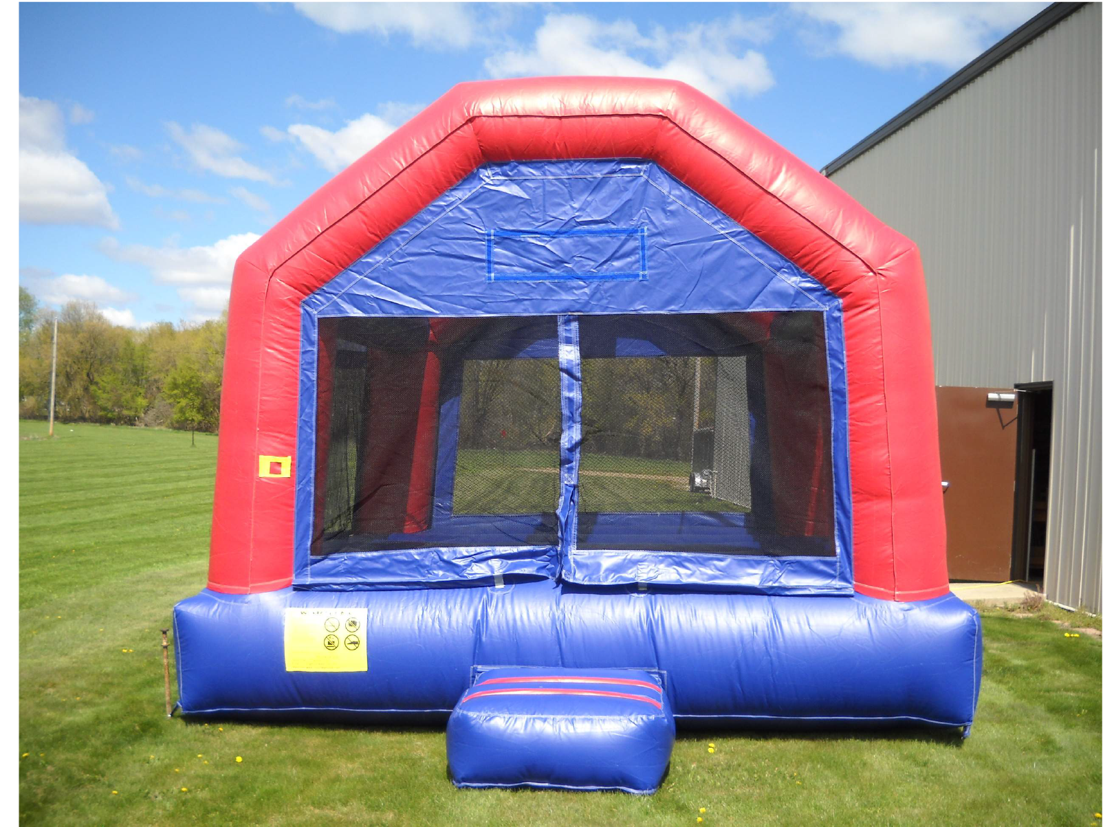 Rental Bounce House classic bouncy fun