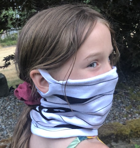 Girl Wearing a Gater and the Side Gaiter View White