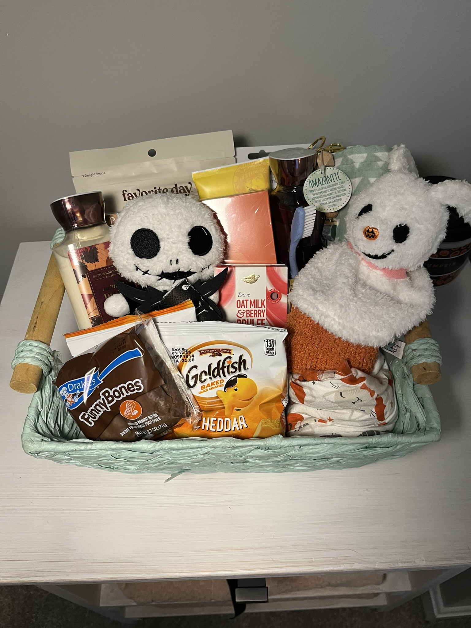 welcome basket ideas