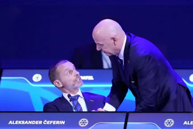 La UEFA lanza un ultimátum brutal a Infantino ante sus pretenciones con la FIFA. //Foto: Fernando Calistro via AP