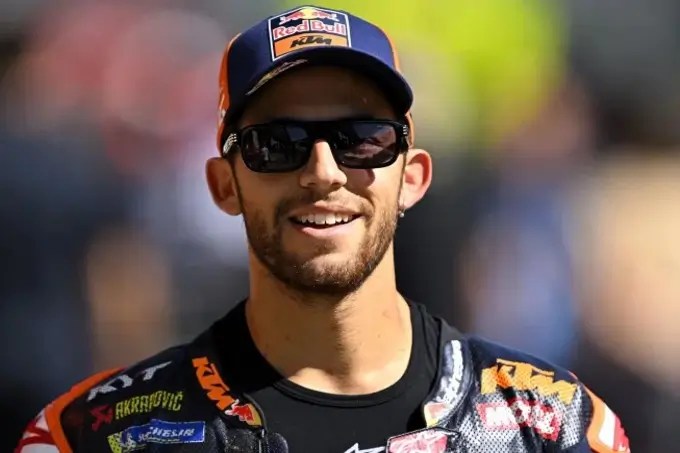Enea Bastianini opina que los entrenamientos de MotoGP con neumáticos Pirelli durante la temporada deberían haber sido obligatorios para todos y mas ante del GP de Valecia. // Foto: © Gold and Goose