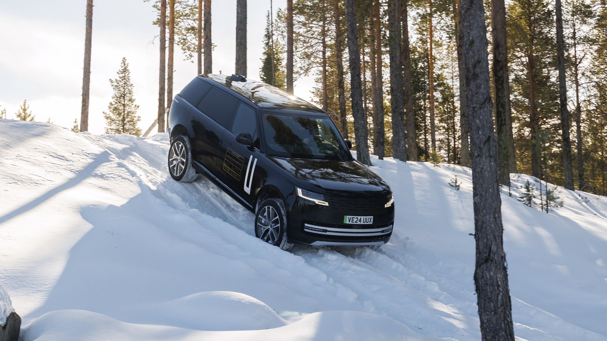 Range Rover Electric winter testing.