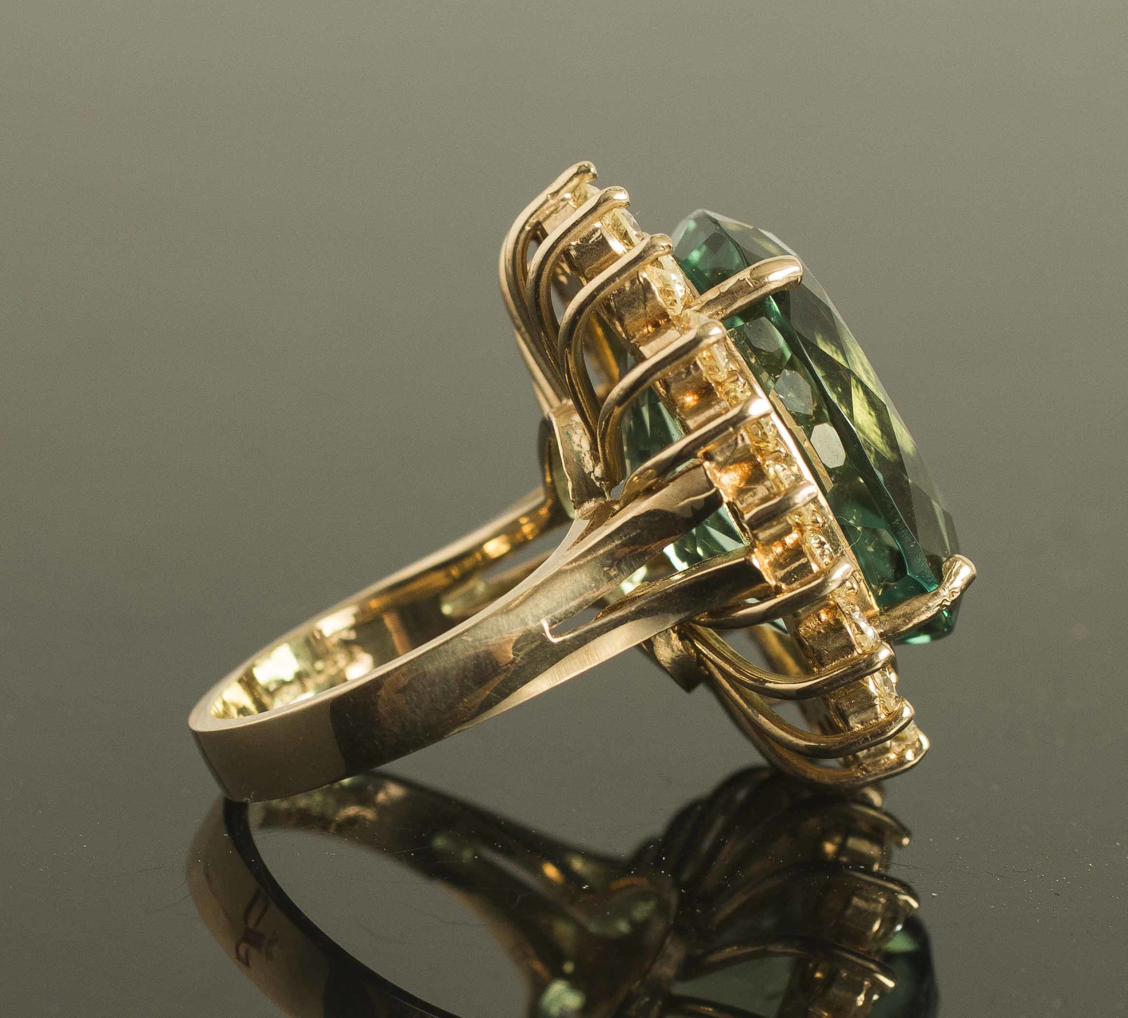 On average, the price of a 1.5ct diamond ring can range from as little as $4,000 to $25,000 or more. Teal Topaz Diamond 14k Ring | Witherell's Auction House