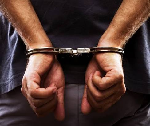 O Maranhão onde o prefeito acusado de matar um policial responde em liberdade e o blogueiro que denuncia políticos vai para a cadeia