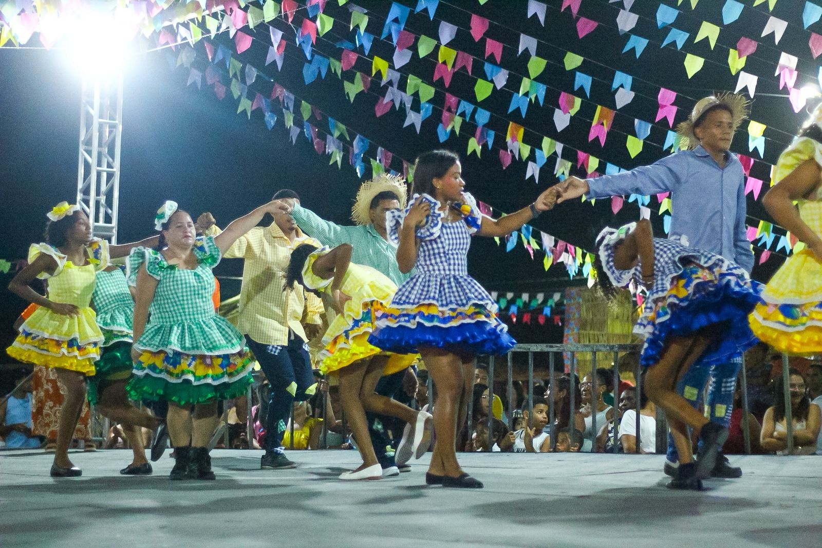 Praça Juca Martins vive a magia do São João de Bequimão 2026