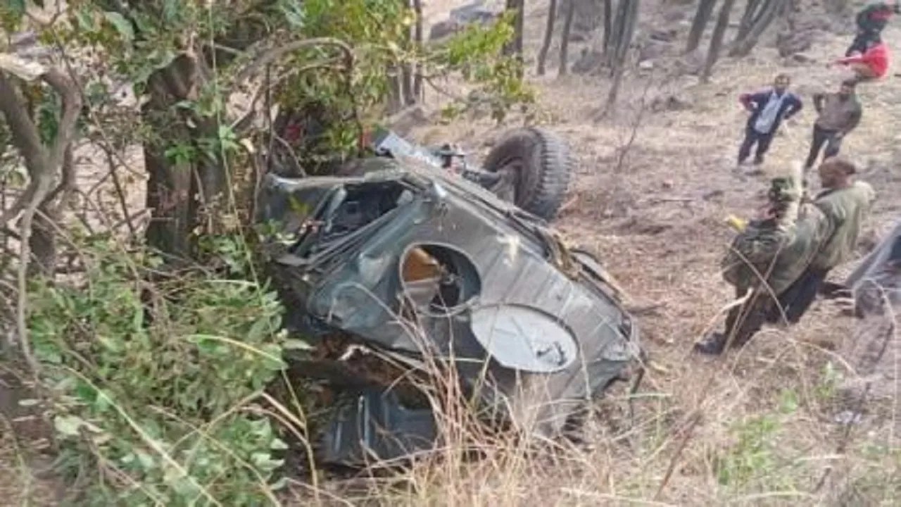 Army Vehicle Falls into Ditch in Poonch: 5 Soldiers Dead, 10 Injured
