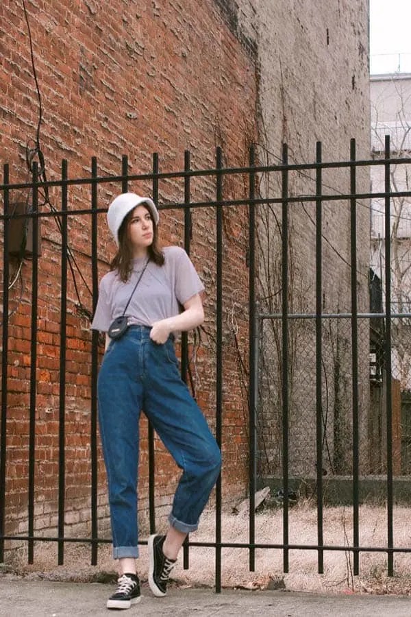 Bucket hat outfit ideas that work for every style