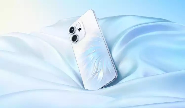 OPPO se consagra como líder en gama media premium en los Premios Perusmart 2025