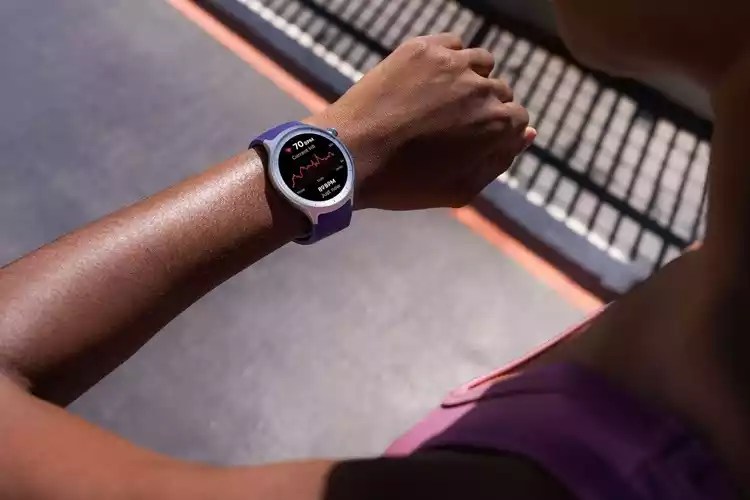 moto watch: cómo la tecnología de Polar lleva el monitoreo de salud y entrenamiento a otro nivel