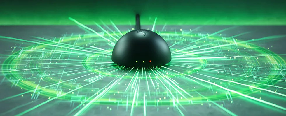 Razer 滑鼠 無線世代同輪詢率：8000 Hz 邊款開箱即有