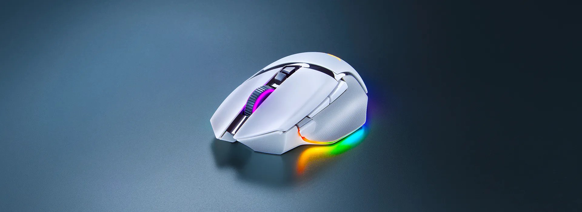 Razer 滑鼠 Basilisk 系列：側鍵同 HyperScroll 滾輪玩法