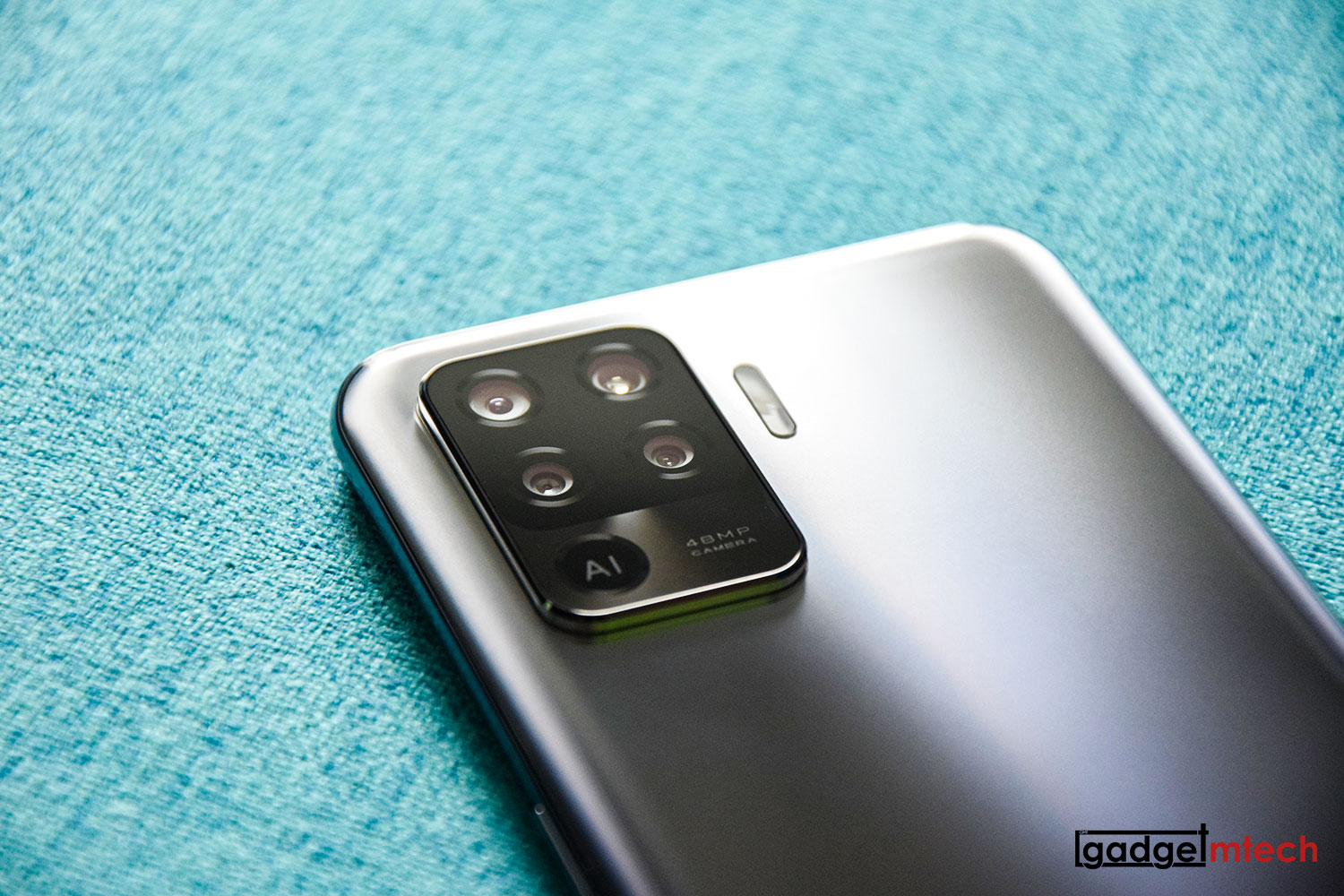 OPPO Reno5 F Review_10
