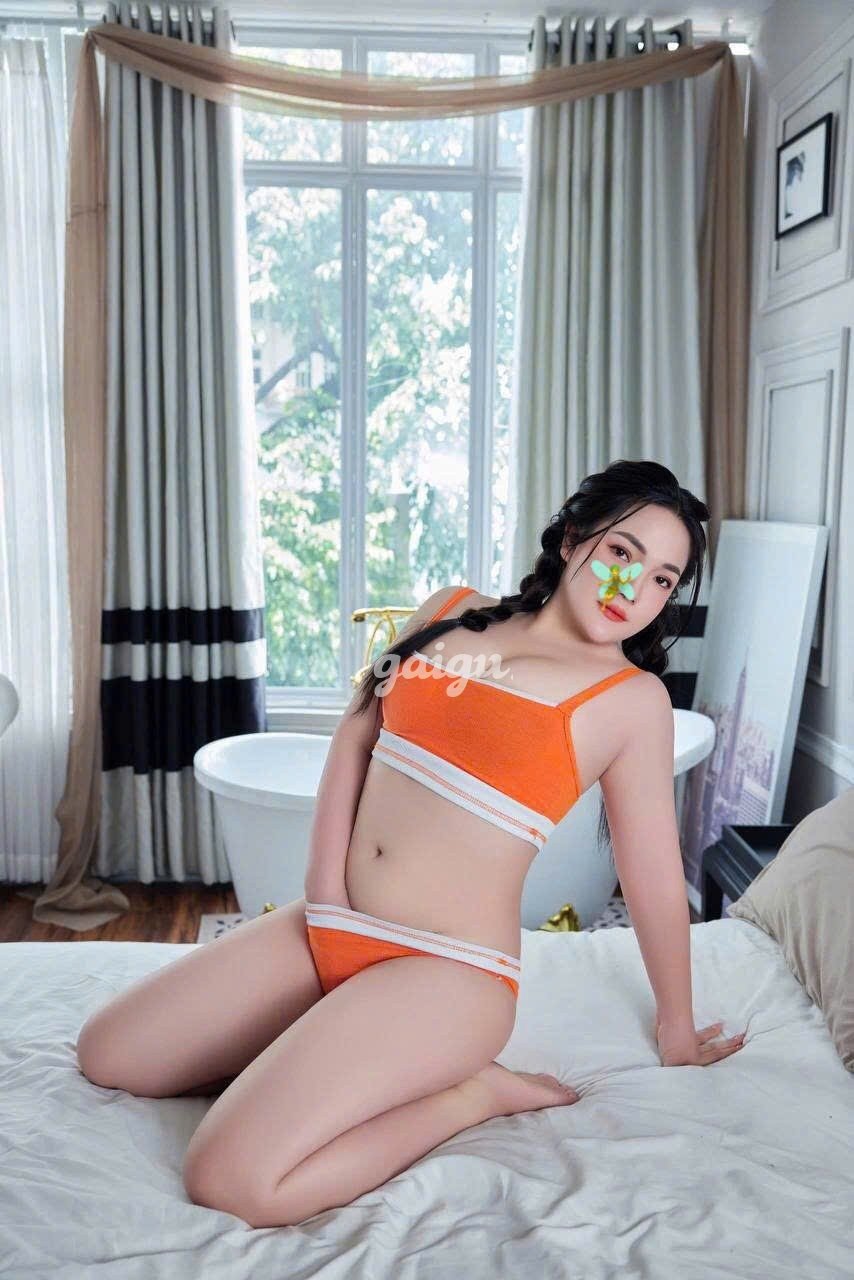 Thuý Nhi Baby ❤️ Siêu Dâm Phục Vụ Nhiệt Tình Rất Chiều Chuộng