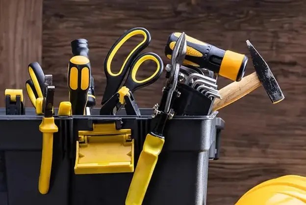 [plastic] construction tools manufacturer