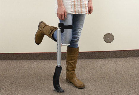 Running Start Temporary Prosthetic For Lower Leg Injuries