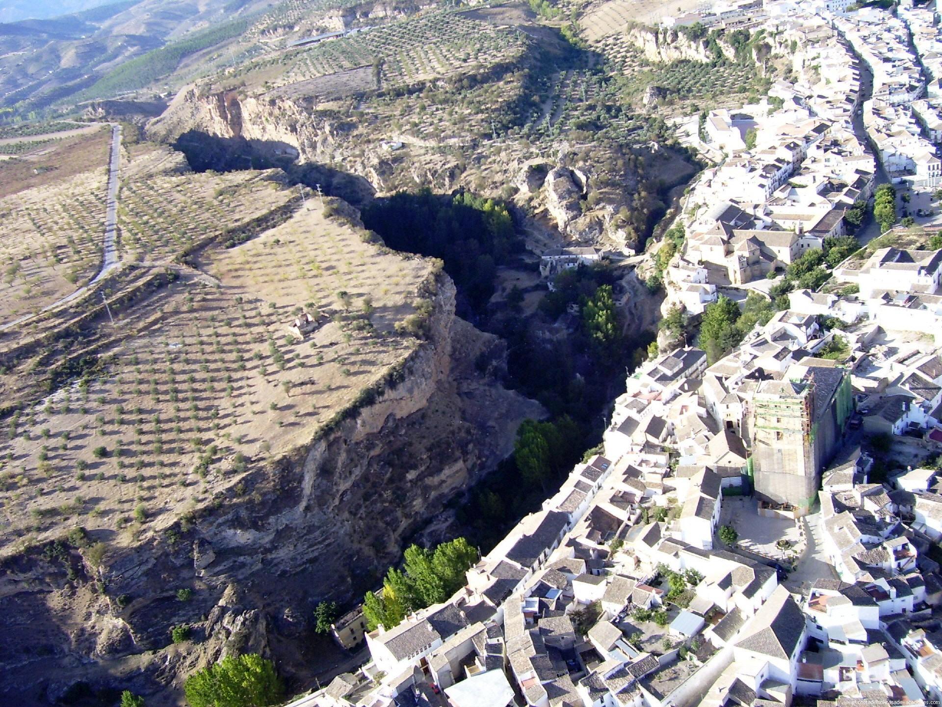 Туроператор «камчатский тур» предлагает туры и экскурсии на камчатке. Ekskursiya Znamenitye Termalnye Istochniki Alama De Granada Galaholidays