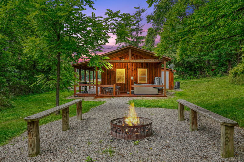 Trappers cabin, a private house at beaver creek resort, in colorado, with four bedrooms, a personal chef, a housekeeper, and a roustabout (general. Check Out Little Chief Cabin | Pet Friendly Cottage in