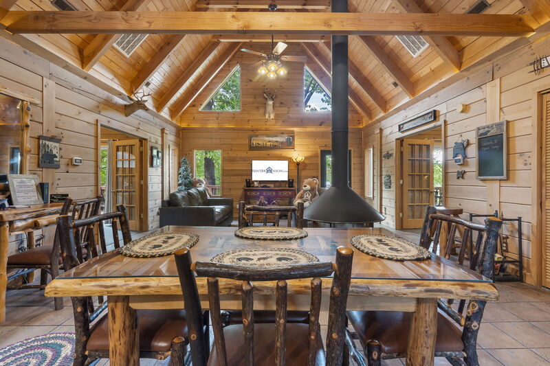 Discover 4 cabins to book online direct from owner in cedars of lebanon state park, lebanon. Â» Moose Lodge