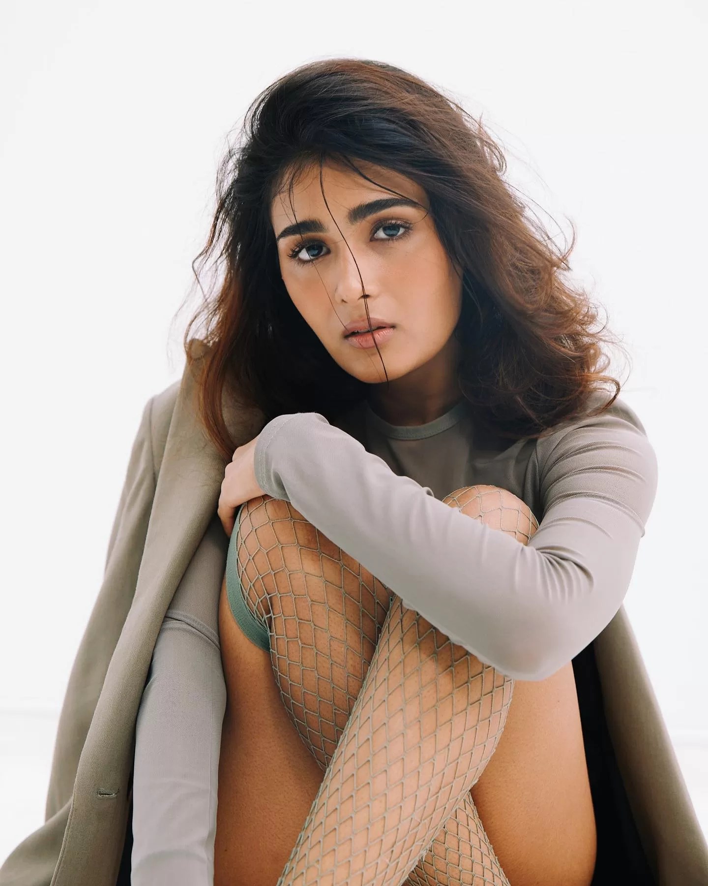 Shalini pandey hot pics