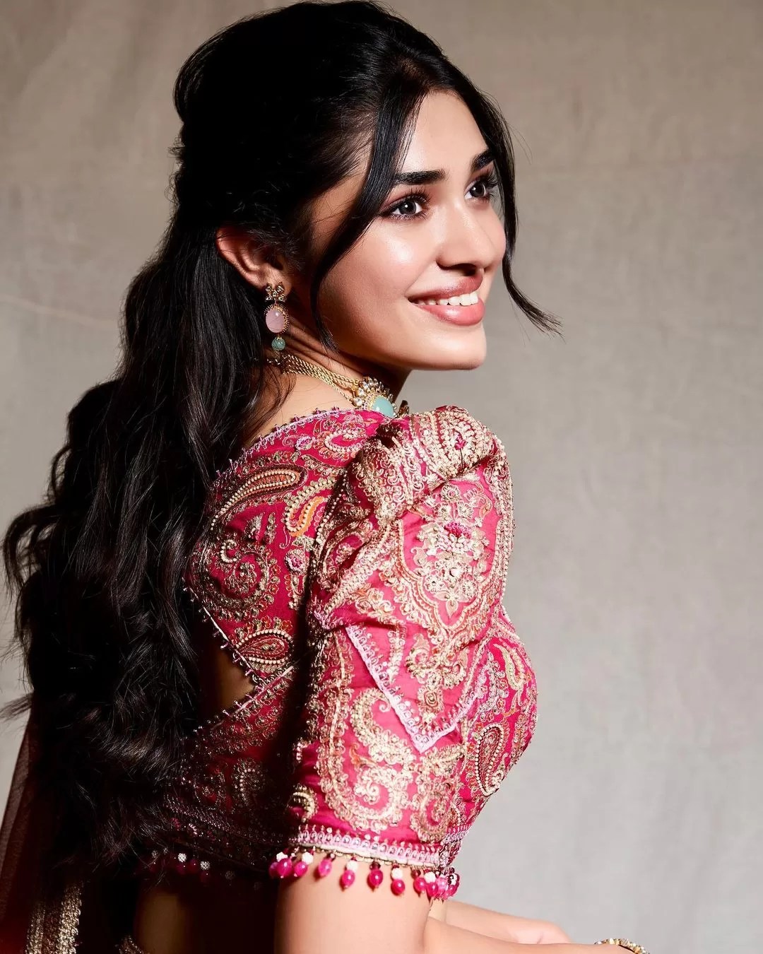 Krithi Shetty new pics
