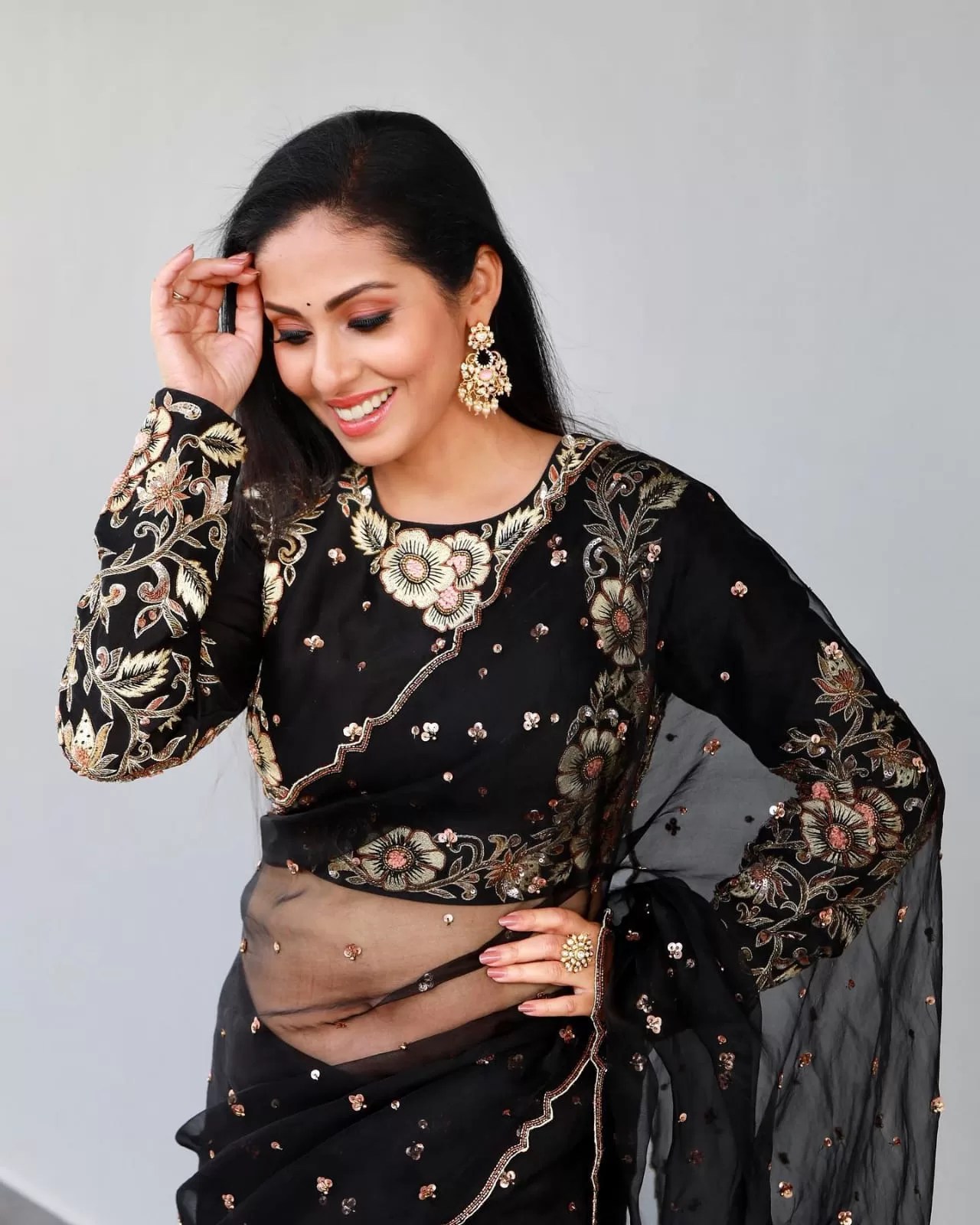 Sadha new pics