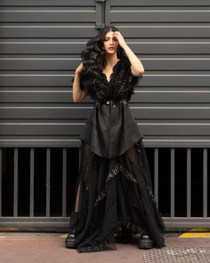 Shruti Haasan new pics