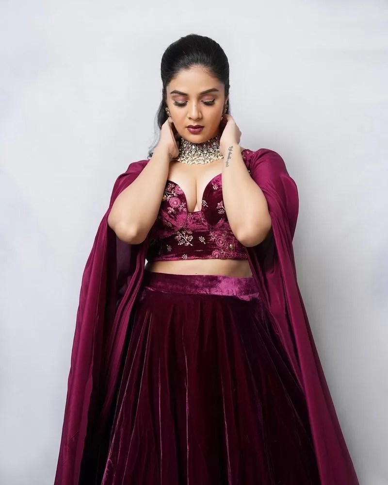Sreemukhi new pics