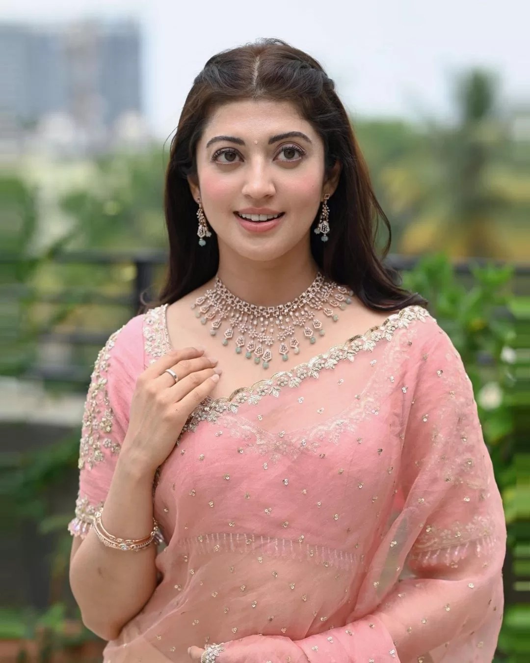 Pranitha Subhash new pics