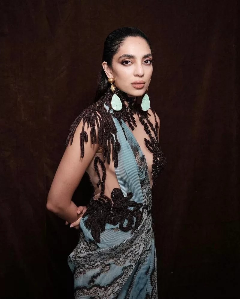 Sobhita Dhulipala hot pics